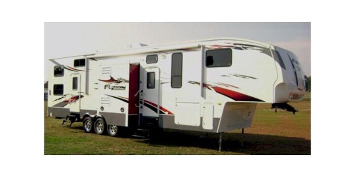 2009 Keystone RV Fuzion 322
