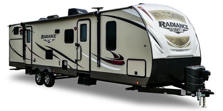 2017 Cruiser RV Radiance Ultra Lite R-33ts